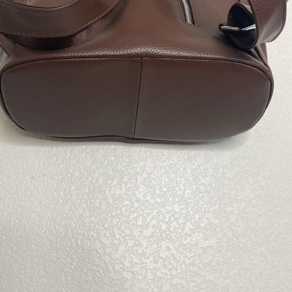 Elegant Dark Chocolate Brown Leather Backpack - Picture 5 of 9
